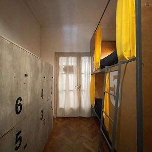 Dormitory Room Mixed